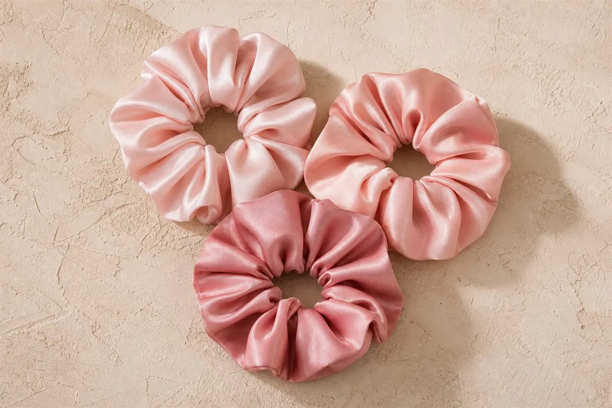 Edition Silk Scrunchies, Set of 3 Signature